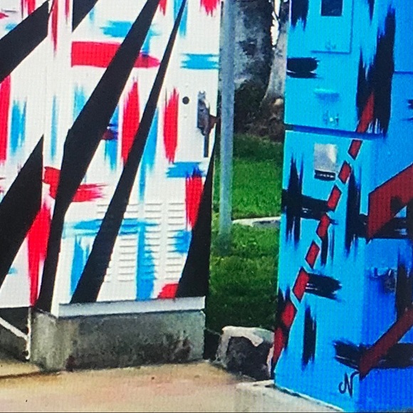 Meet your Posher, Jon - Picture 2 of 5